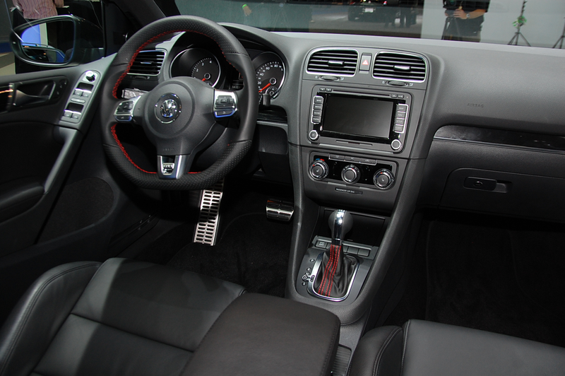 Illustration for article titled 2010 VW Golf GTI: New Look, Same Car